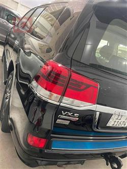 تۆیۆتا لاند کروزەر